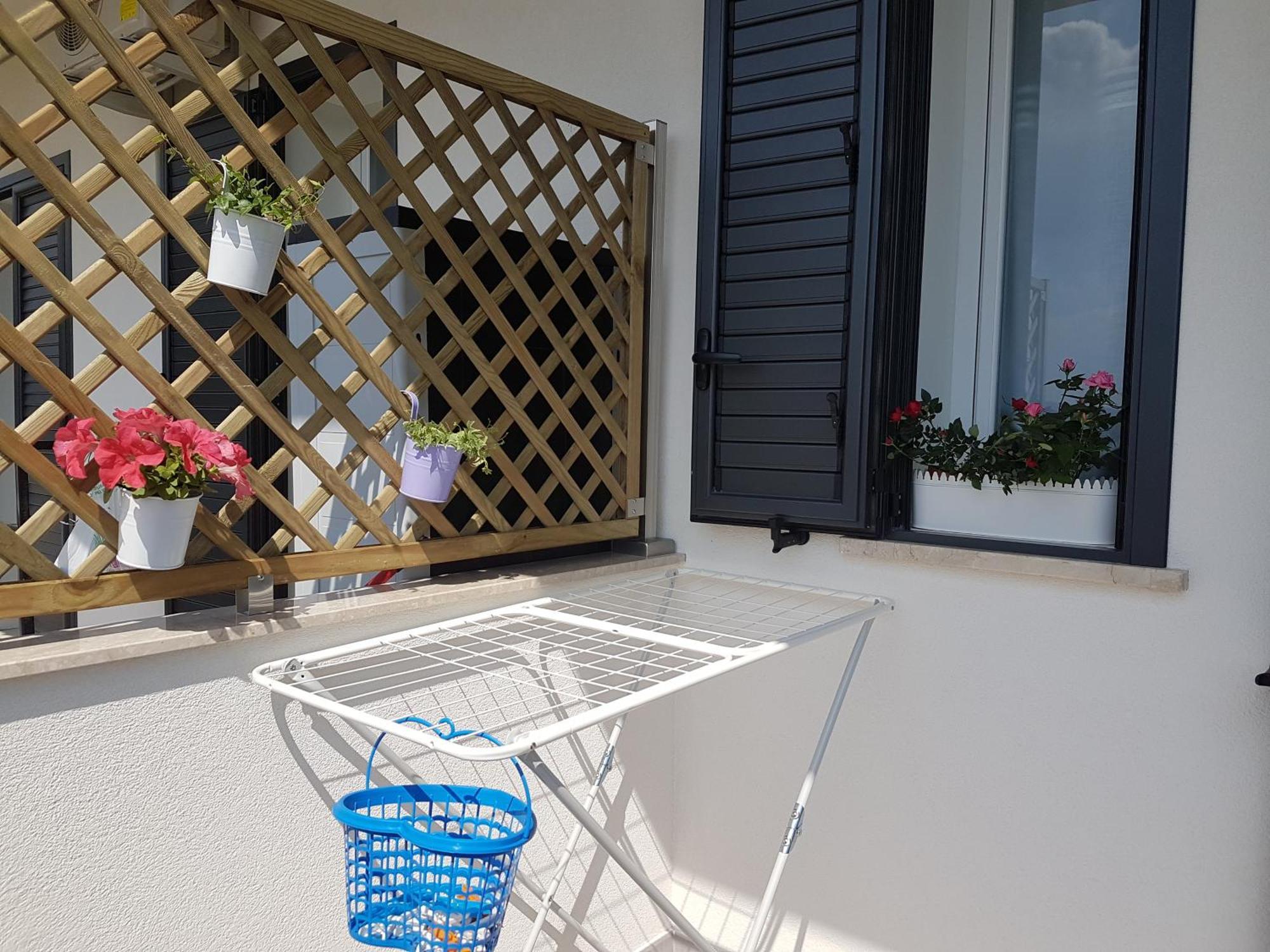 アヴォラ La Rosa Dei Venti Bed & Breakfast エクステリア 写真